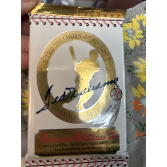 1993 Baseball -Ted Williams Card Co. Premier Edition Pack of 12 with 1 insert. - Picture 3 of 3